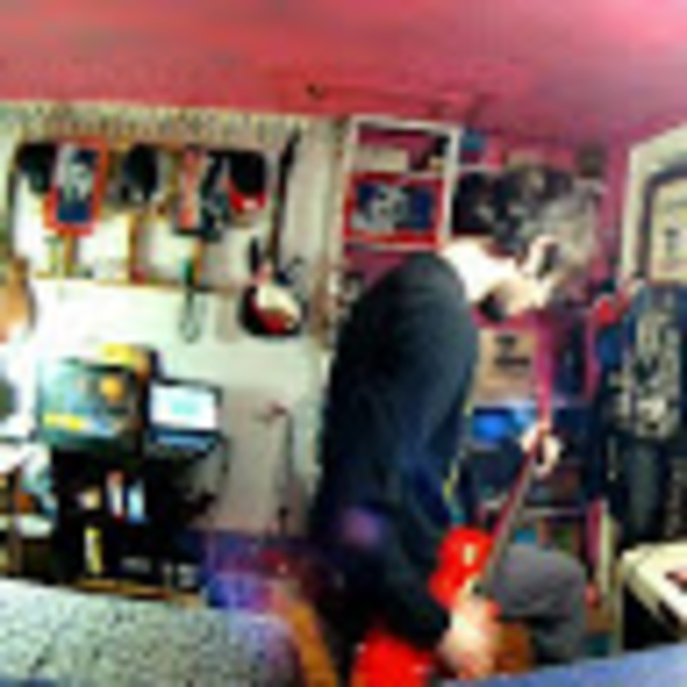 Meet your Posher, Justin